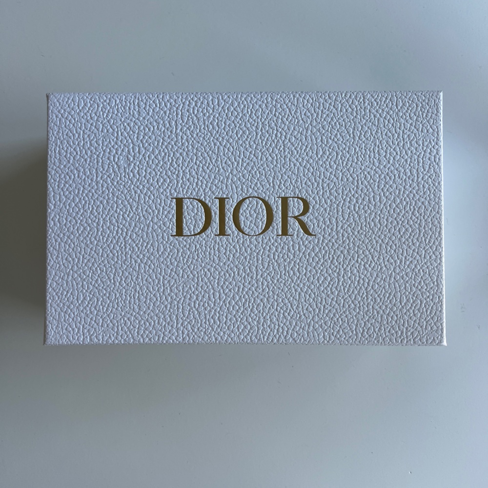 Dior Beige Woven Shoulder Bag with Acrylic Chain - Picture 15 of 16